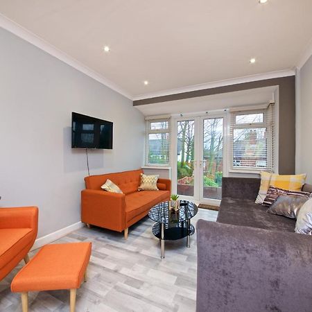 Beautiful Cozy Home With Free Parking Manchester Kültér fotó