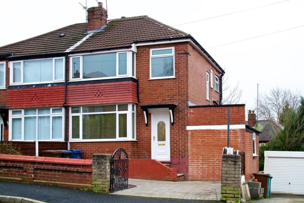 Beautiful Cozy Home With Free Parking Manchester Kültér fotó