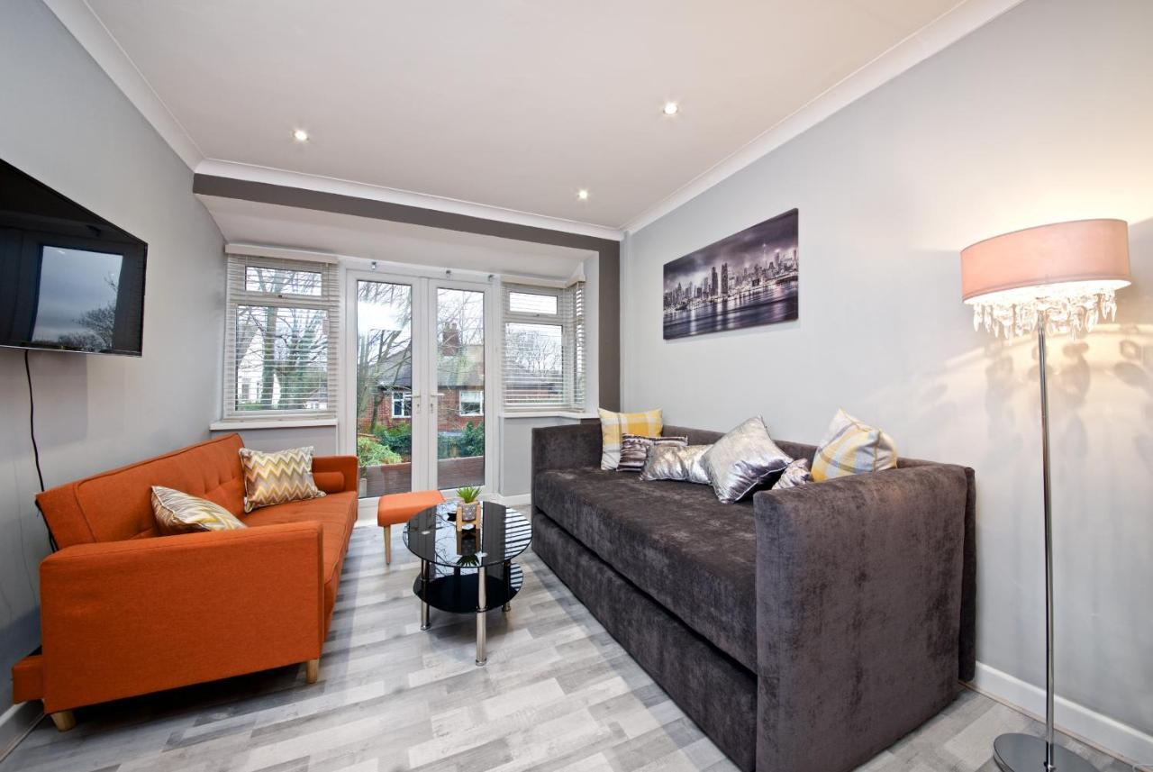 Beautiful Cozy Home With Free Parking Manchester Kültér fotó
