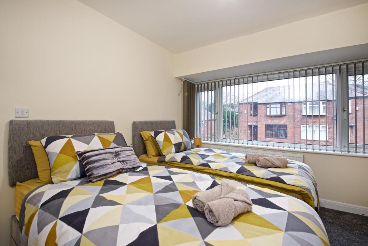 Beautiful Cozy Home With Free Parking Manchester Kültér fotó